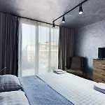 Luxury In Building K55 With Free Garage Appartamento *