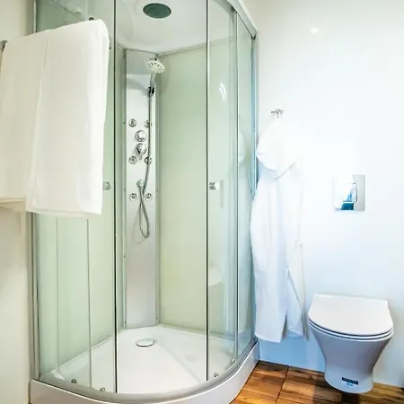 Luxury In Building K55 With Free Garage Várna