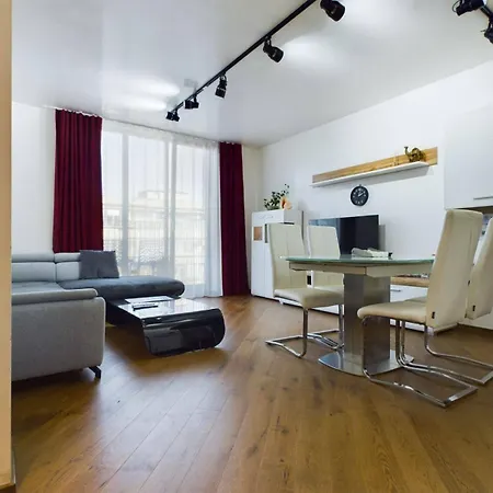 Apartman Luxury In Building K55 With Free Garage