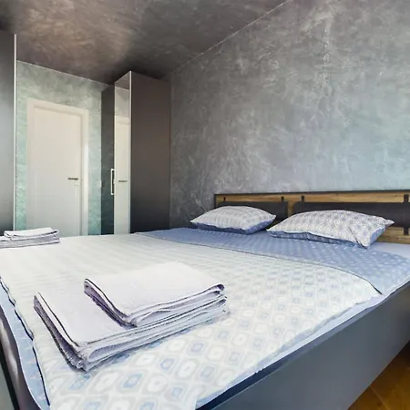 Luxury In Building K55 With Free Garage Várna