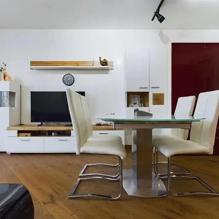 Διαμέρισμα Luxury In Building K55 With Free Garage