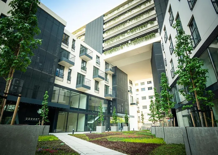 Luxury In Building K55 With Free Garage *