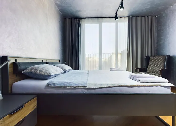 Luxury In Building K55 With Free Garage *