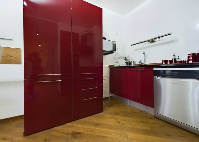 Luxury In Building K55 With Free Garage