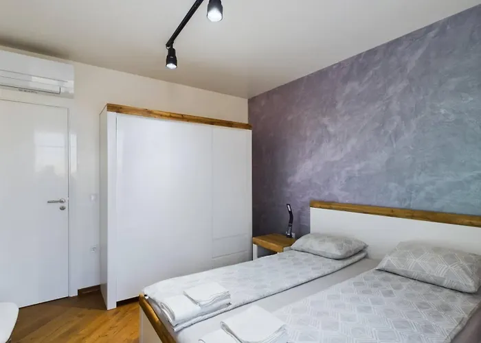 Luxury In Building K55 With Free Garage Apartamento *