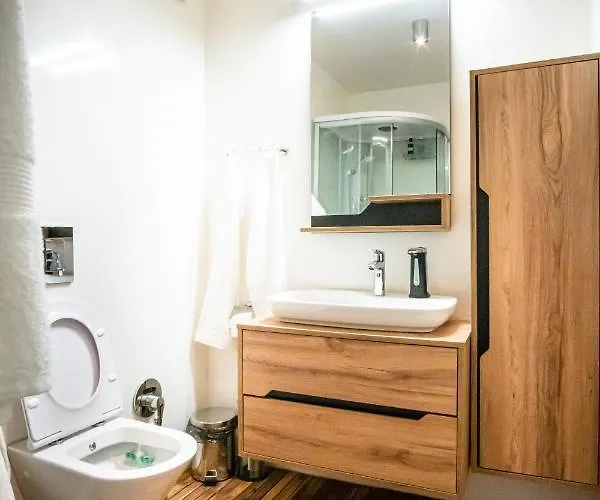 Luxury In Building K55 With Free Garage Apartment Varna